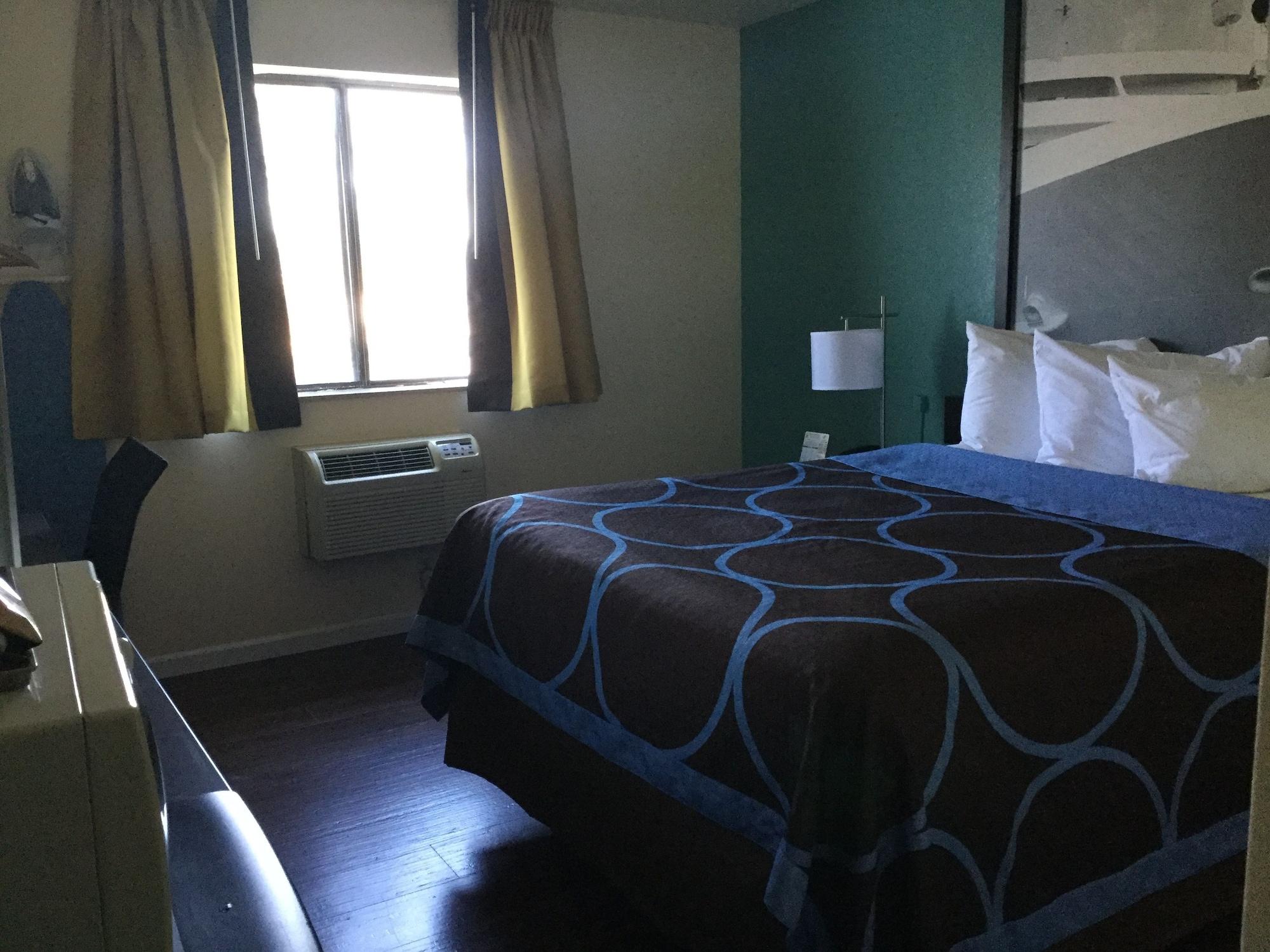 Super 8 By Wyndham Clearwater/St. Petersburg Airport Hotel Luaran gambar