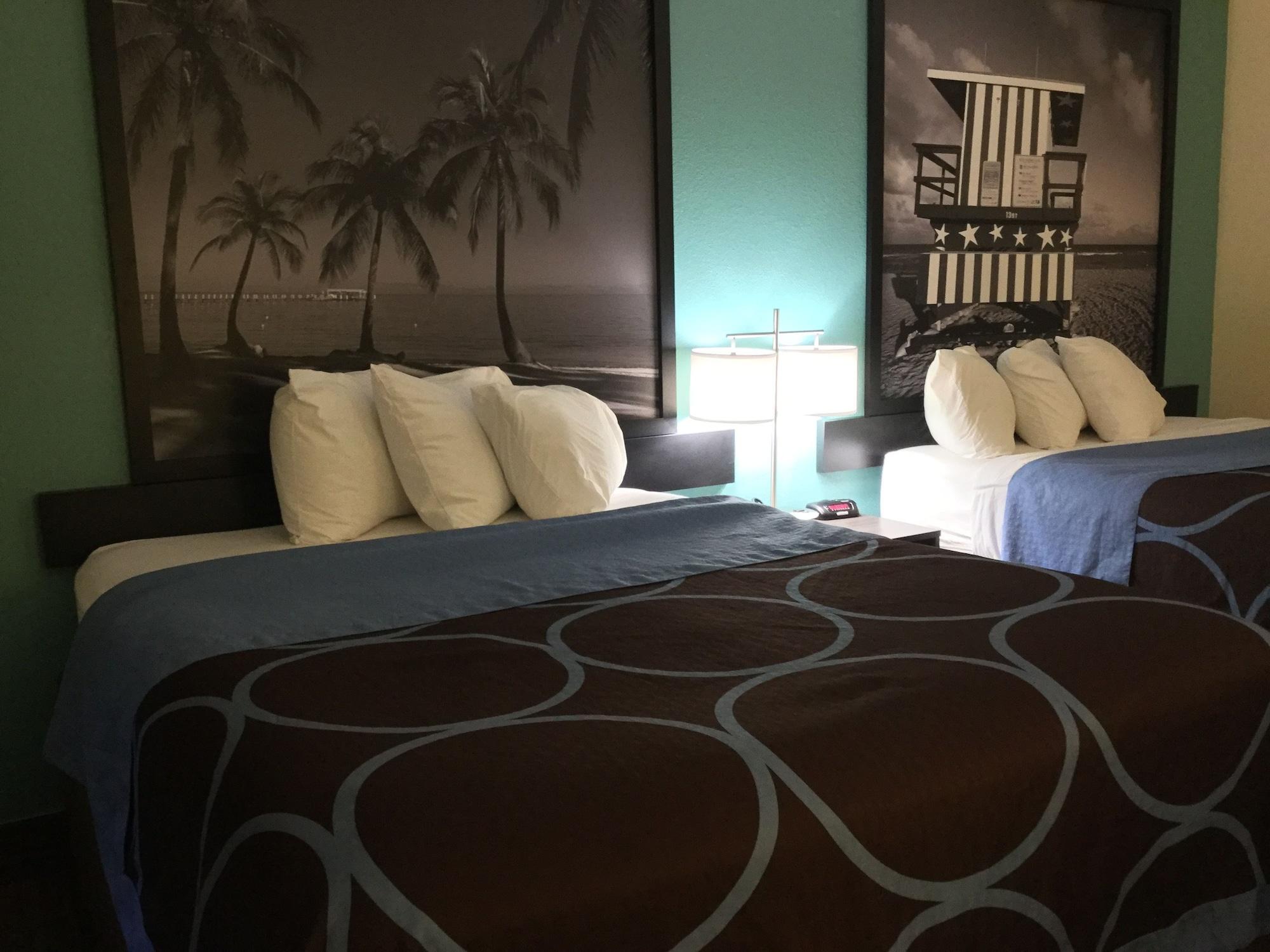 Super 8 By Wyndham Clearwater/St. Petersburg Airport Hotel Luaran gambar
