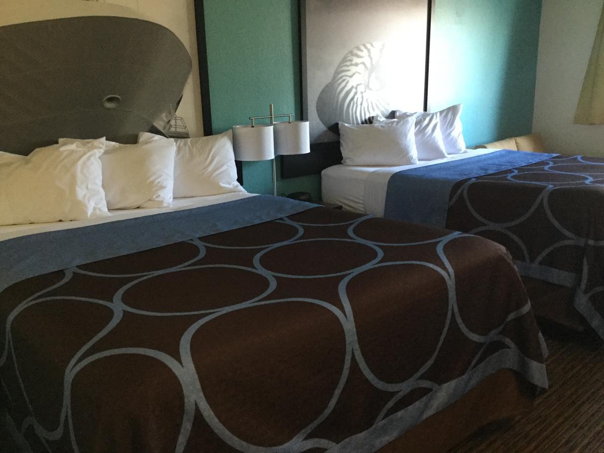 Super 8 By Wyndham Clearwater/St. Petersburg Airport Hotel Luaran gambar