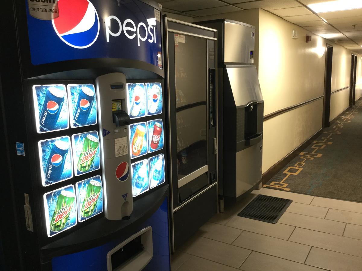 Super 8 By Wyndham Clearwater/St. Petersburg Airport Hotel Luaran gambar