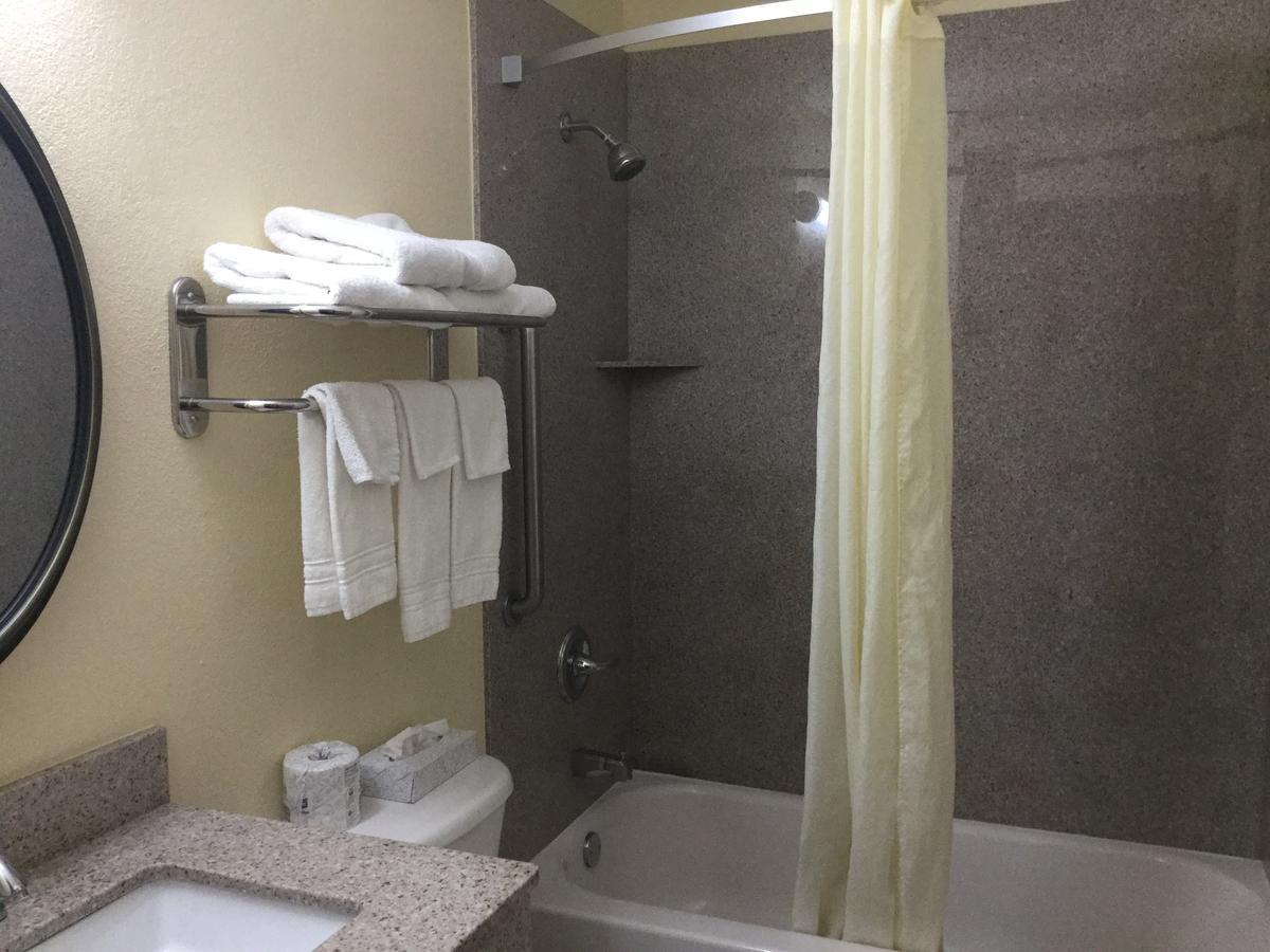 Super 8 By Wyndham Clearwater/St. Petersburg Airport Hotel Luaran gambar